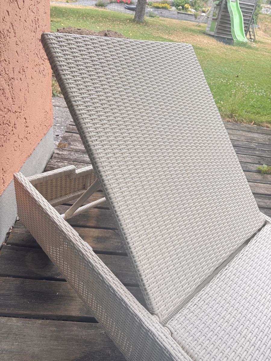Chaises longues: Sonnenliege  – D'occasion à Ottenbach par ul9_vq6l 1