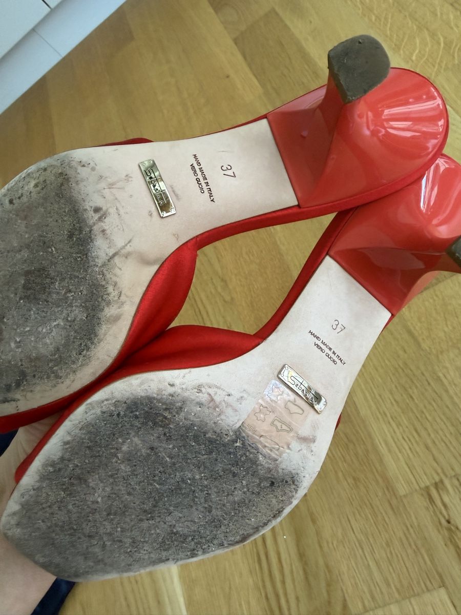 Scarpe da donna: Mules en satin Sebastian – Usato da Genève venduto da luc_5829 3