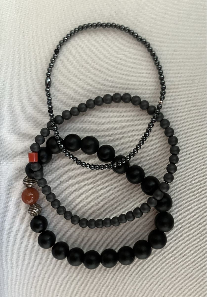 Bracelets: 3 schwarze Bracelets – Neuf (Voir description) à Lyss par Punktum01