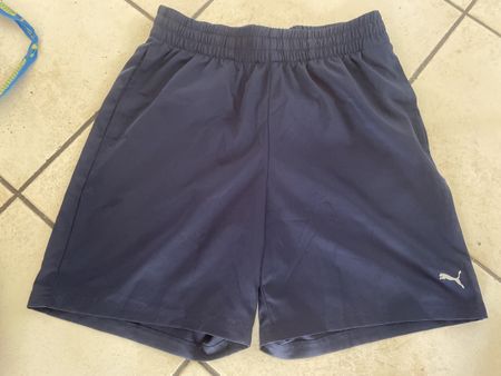 Neue leichte Puma Trainingsshort, dunkelblau, Grösse M