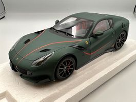 Ferrari  F12 TDF  verde opaco open 1/18