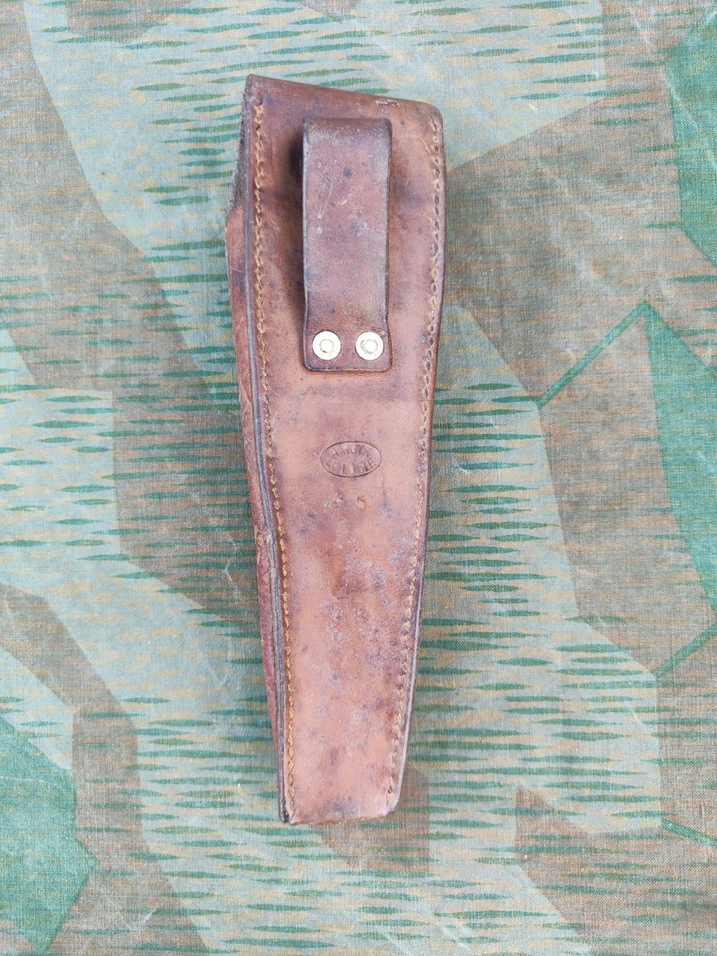 Schweizer Armee Uniformi: Etui zu Schiessbecher K31 von 1945 – Usato da Bauma venduto da SwissMilitaria 1