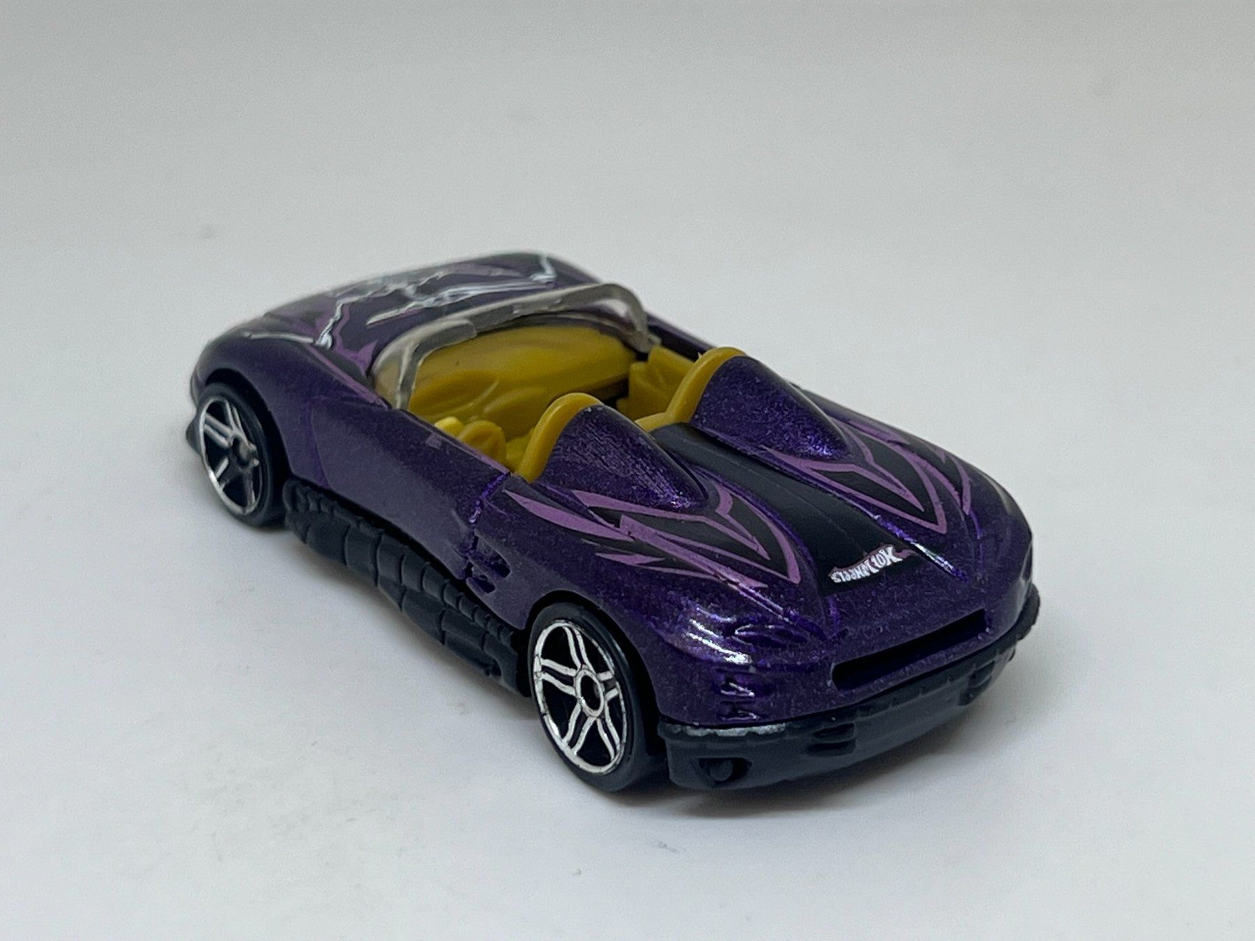 Hot Wheels Modellini d'auto: Hot Wheels MX48 Turbo #103 – Usato da Wildegg venduto da LaaBoutique 2
