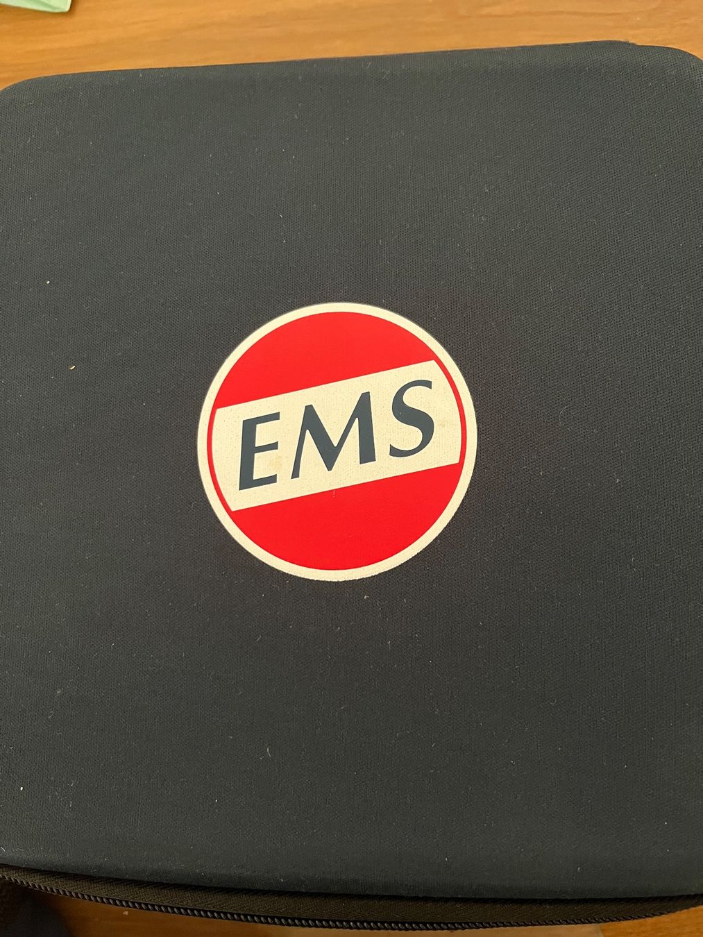 Attrezzature mediche: Inhaliergerät der Marke EMS – Usato da Brülisau venduto da sutter-drian 1