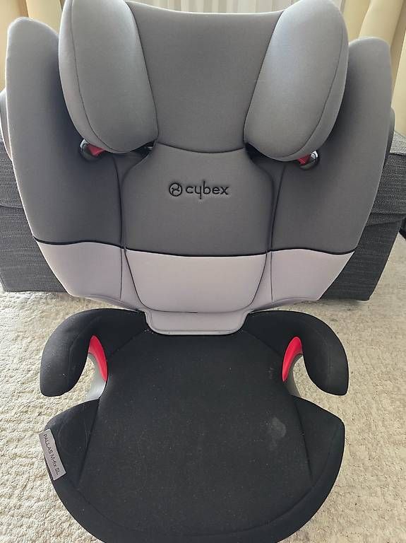 Cybex Seggiolini per auto: Cybex Pallas Isofix Kindersitz – Usato da Basel venduto da garisg 2