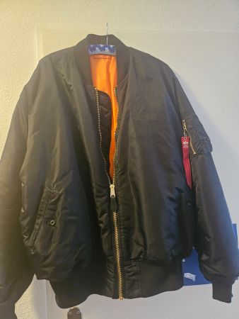 Alpha Industries Bomberjacke Grösse 3XL