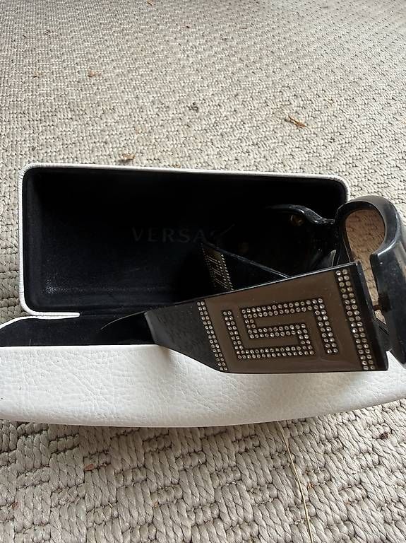 Lunettes & Verres: Versace Sonnenbrille – D'occasion à Bolligen par Feremez
