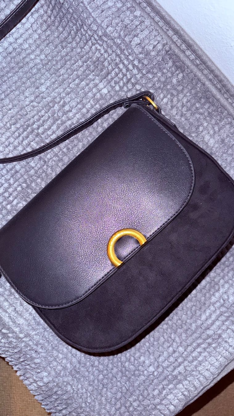 Caroll Taschen für Damen: • Umhängetasche von Caroll • – Neu (gemäss Beschreibung) aus Basel von mendoza13 1