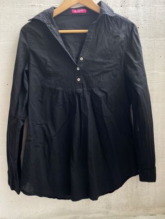 Hemd/ Bluse, schwarz, S/ 36, schön verzierter Ausschnitt