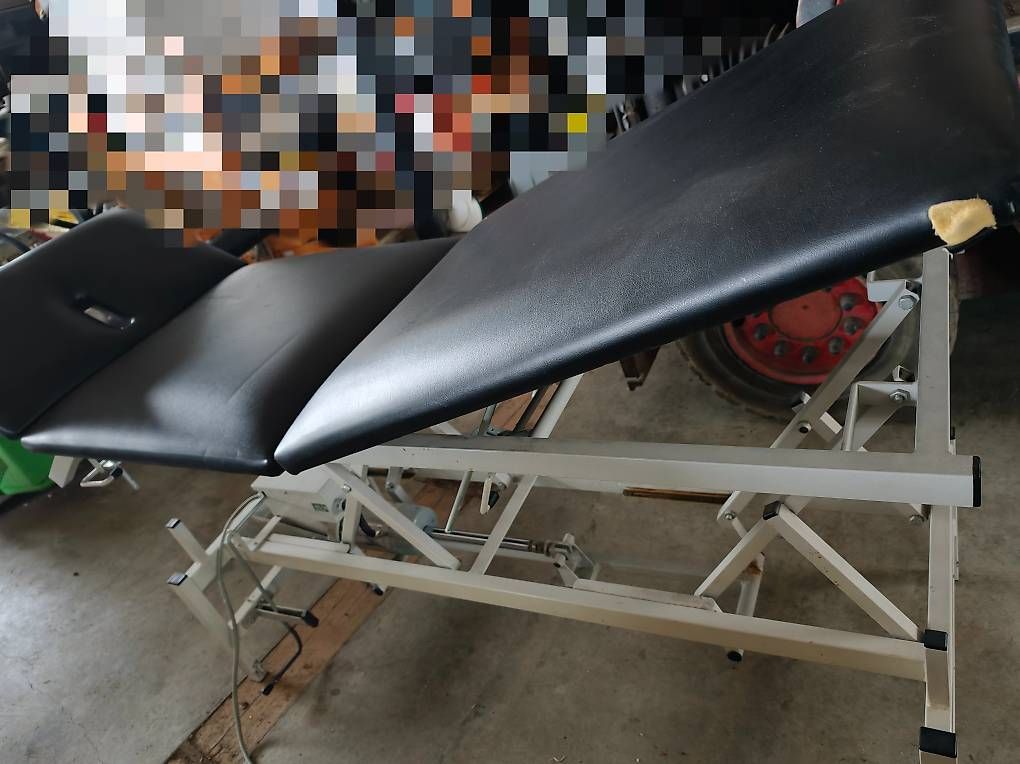 Chaises longues: Massageliege elektrisch  – D'occasion à Schongau par Danielk7 3