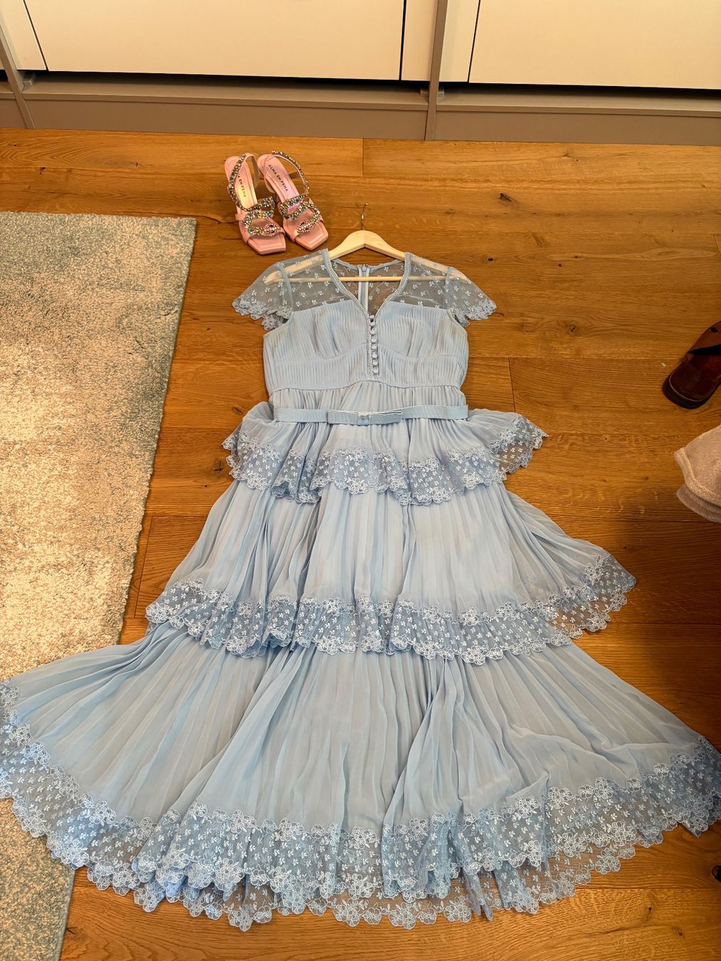 Vestiti: Sommerliches, hellblaues Kleid mit Spitze, Grösse 38 – Usato da Gutenswil venduto da mse_hbj5 5
