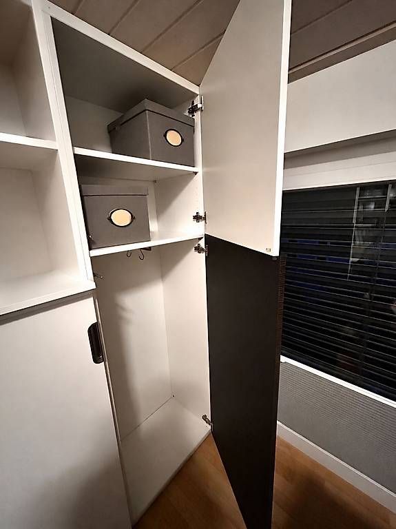 Armadi: Armoire en 2 x pièces – Usato da Luins venduto da Okobler 1