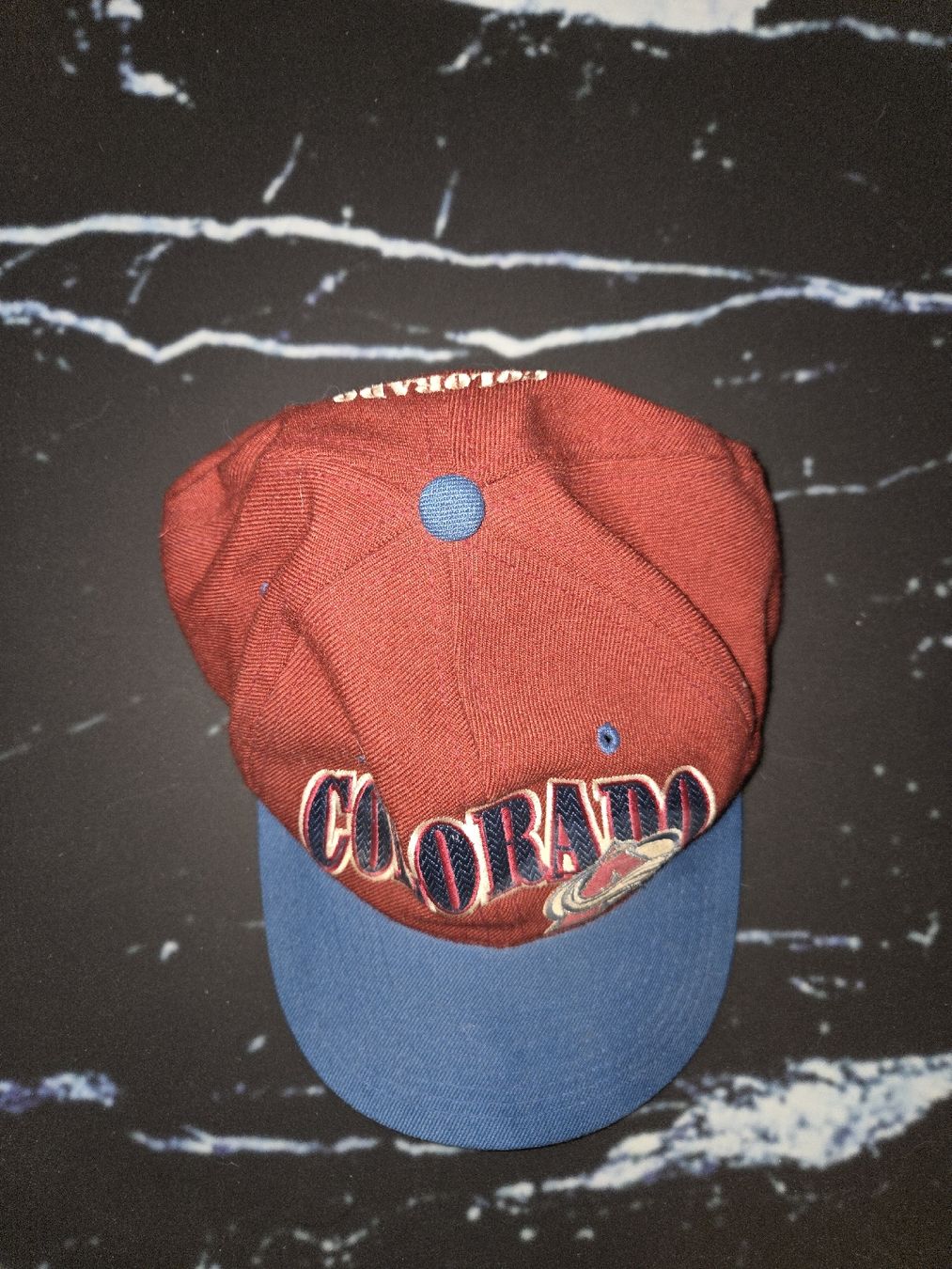 NHL Copricapi, berretti & cappellini: Vintage Colorado Avalanche NHL Snapback Cap – Usato da Morschach venduto da bluefisch396 4