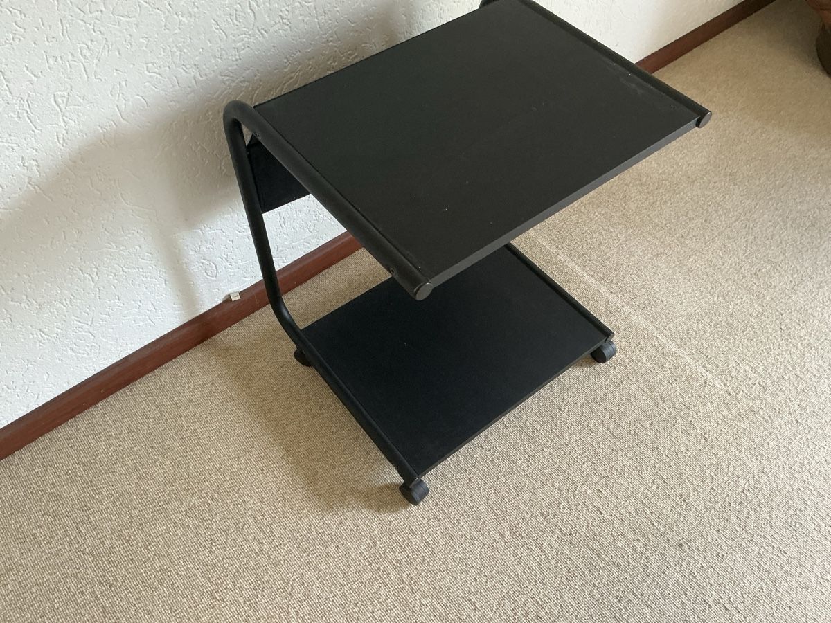 Koffer & Taschen: Kleiner Servierwagen/Rollwagen – Gebraucht aus Oberwil BL von 400_p2wn 3
