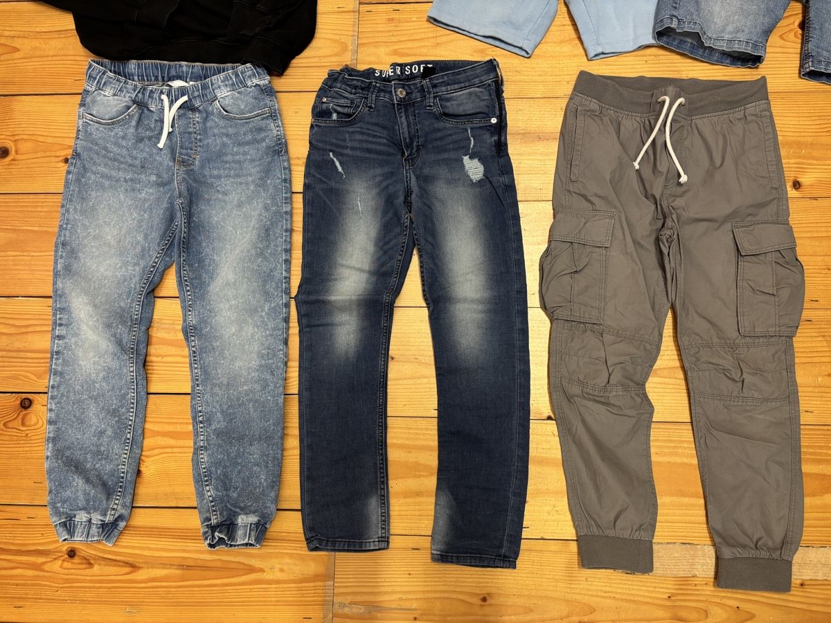 Lotti & Set di vestiti: Kleiderpaket Jungs, Grösse 146 – Usato da Büren an der Aare venduto da Nikito2001 3