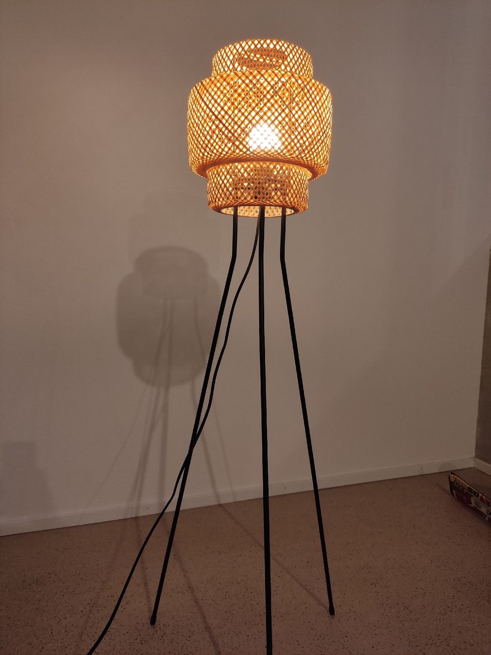 Ikea Lampes: Ikea Sinnerlig Stehlampen Bambus – D'occasion à Wetzikon ZH par jor_nj8p 1