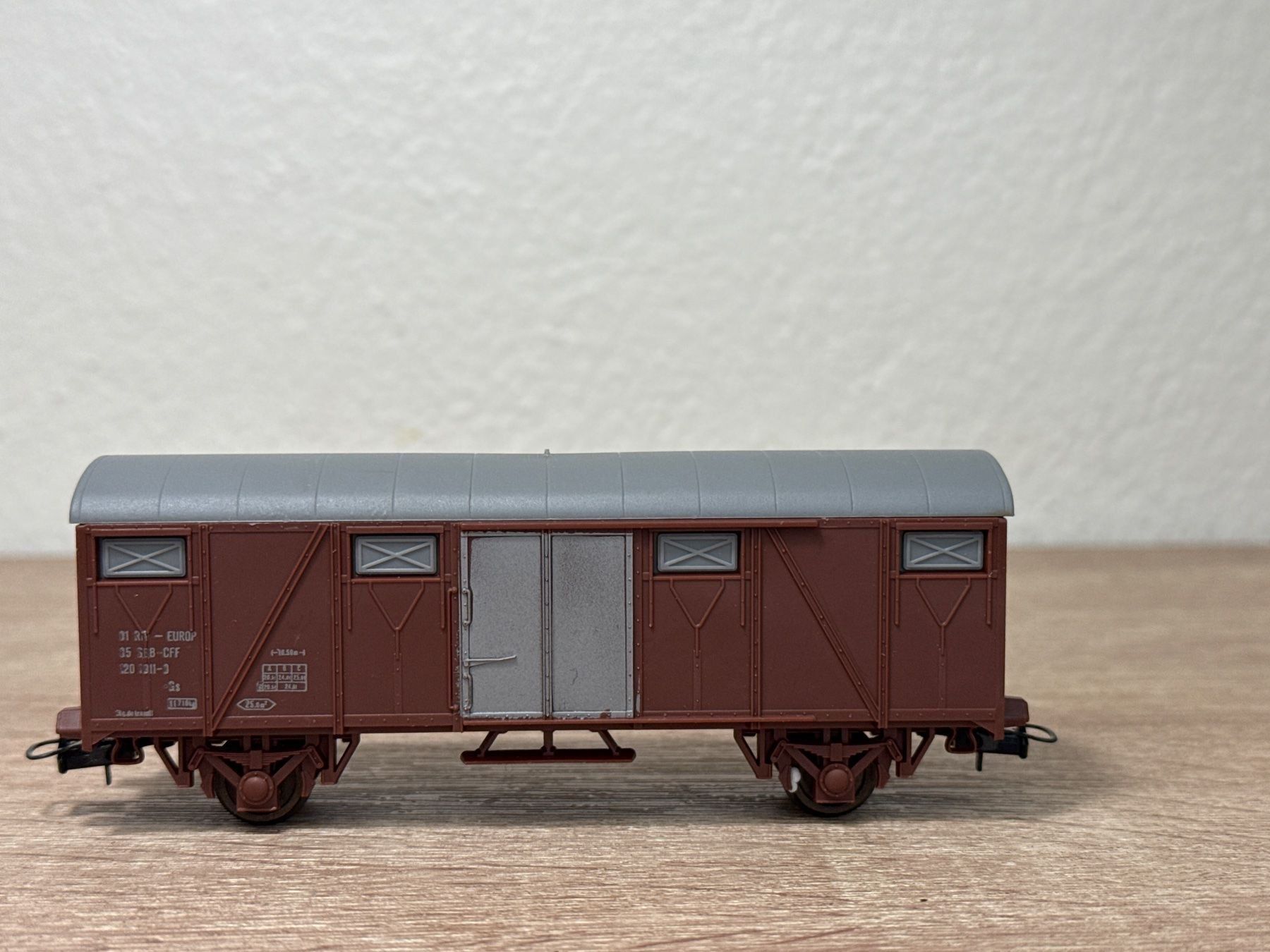 Lima Modellini di ferrovie: Lima Güterwagen SBB H0 (218) – Usato da St-Aubin-Sauges venduto da Lo_Go 1