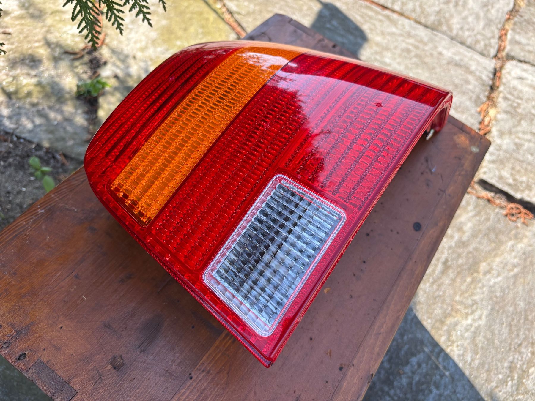 VW Fari: rechtes VW Golf Rücklicht – Usato da Feldbach venduto da Olive1 5
