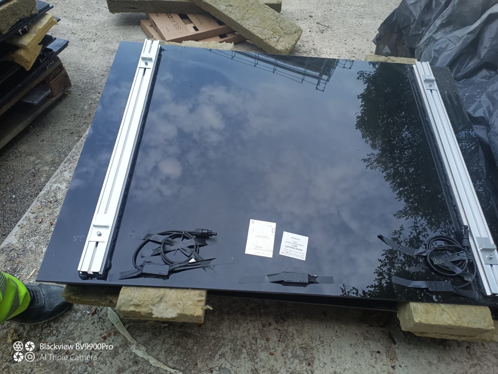 Dispositivi a energia solare: Synage Solar Building Skin Module 155 Wp/sqm, VERDE MARAZZI – Nuovo e nell'imballaggio originale da Biel/Bienne venduto da Husseinsheikho 3