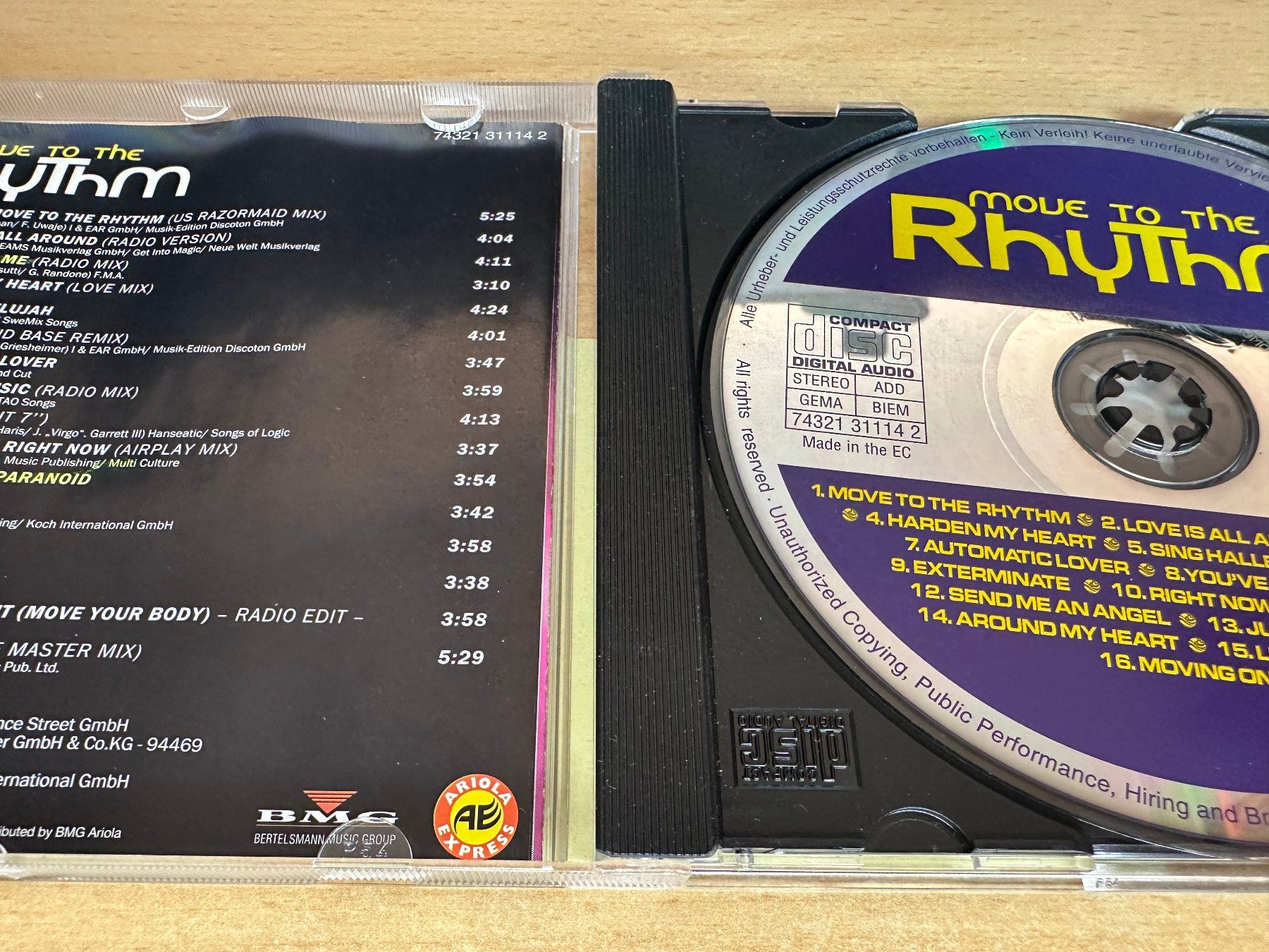 CD: Various – Move To The Rhythm – Usato da Rikon im Tösstal venduto da Alpenmutz 2