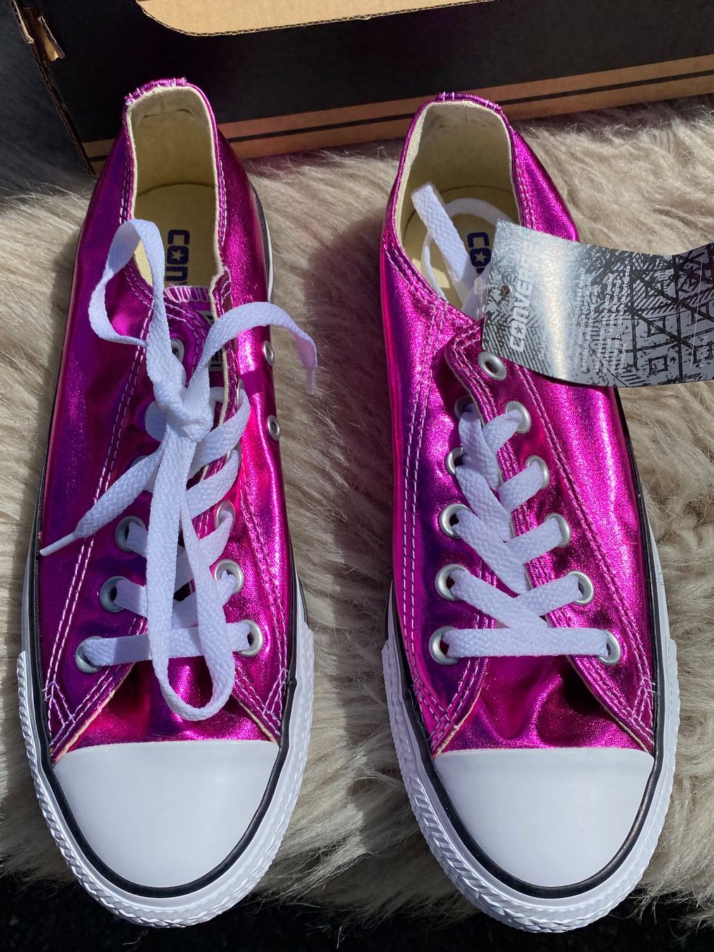 Converse Scarpe da uomo: Neue Converse in Magenta Glow Gr. 38 – Nuovo e nell'imballaggio originale da Roches BE venduto da Anamun