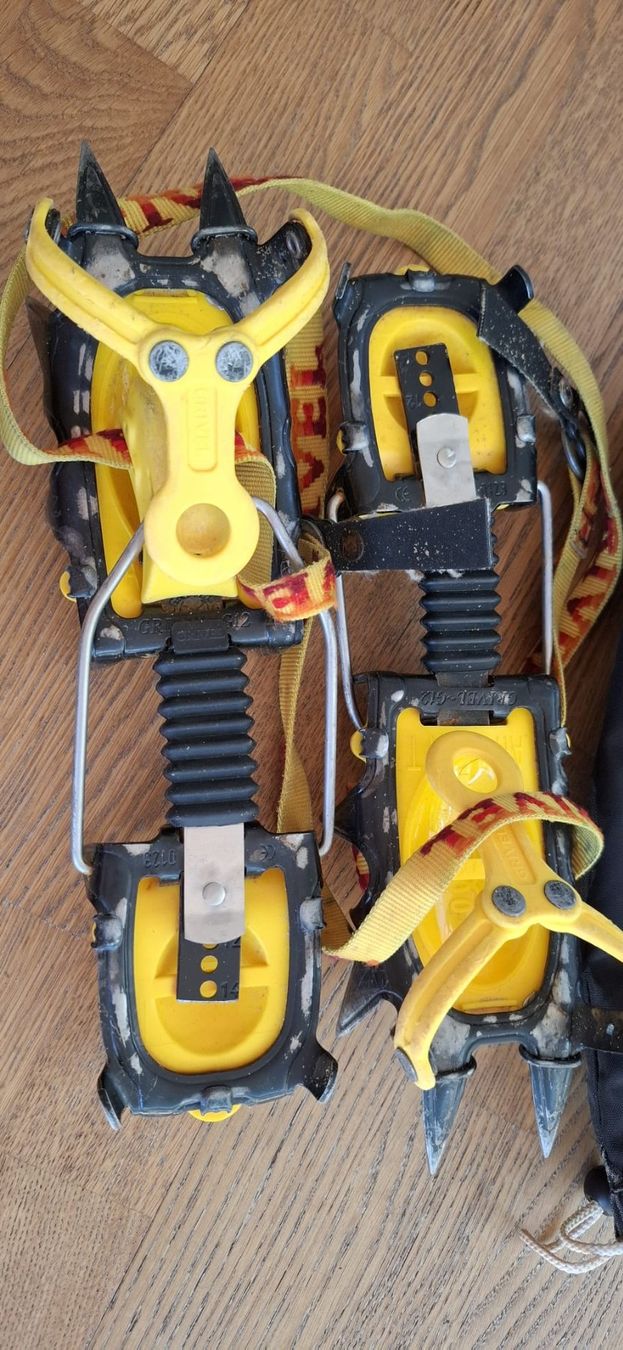 Grivel Altro in Alpinismo & Escursioni: Grivel Steigeisen – Usato da Horw venduto da Supervannie 2