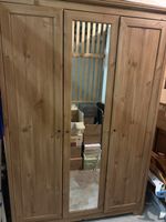 Solid wood wardrobe, 3 doors, mirrors, good condition!59