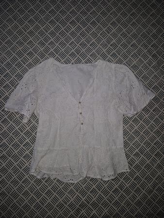Bluse mit Lochmuster S