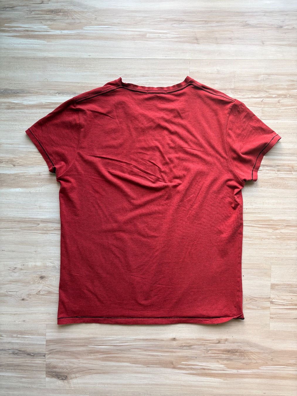 Guess T-shirts: Guess T-Shirt – D'occasion à Wigoltingen par _vntg_ 3