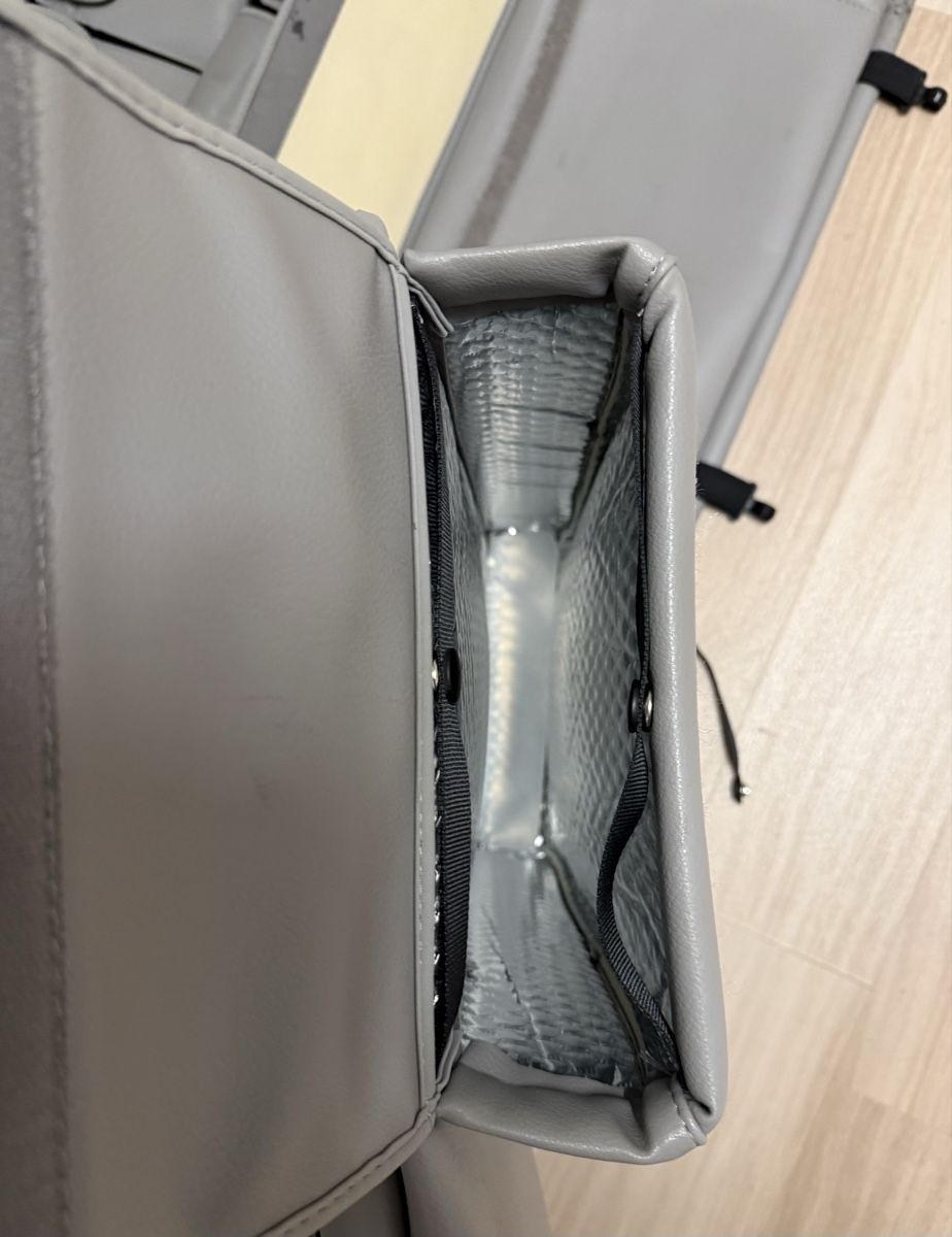 VW Autres accessoires pour camping: Camper Taschen Vordersitze VW Bus – D'occasion à Binningen par MichPam71 2