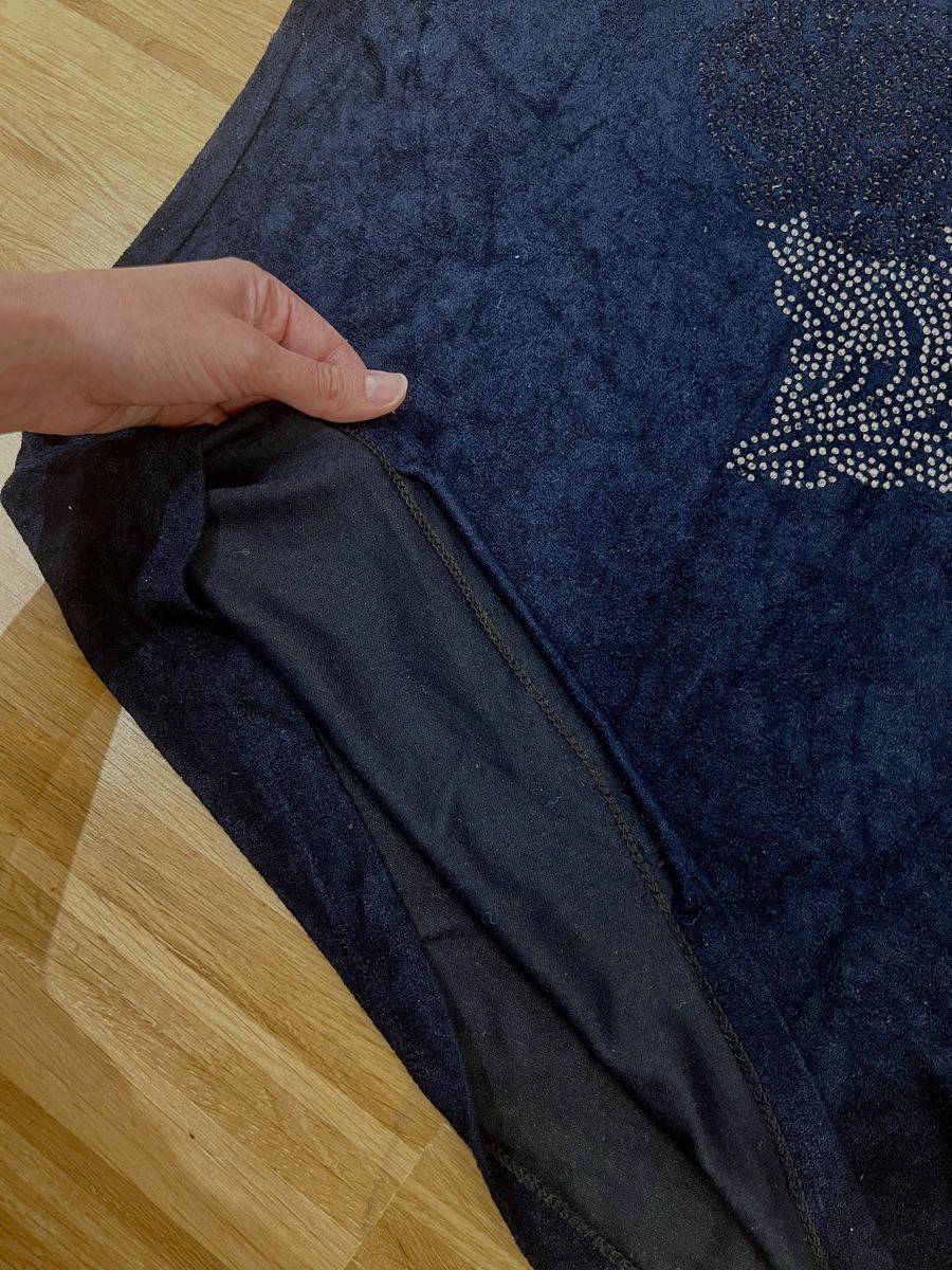 Blusen: Navy blue velvet blouse – Defekt aus Adliswil von Marjin 2