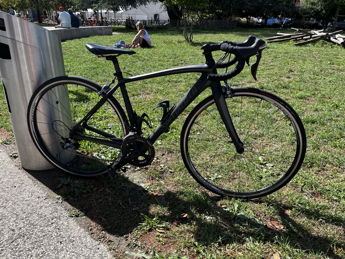Specialized Biciclette: Specialized vélo route - Carbon frame  – Usato da ATTALENS venduto da HDT123