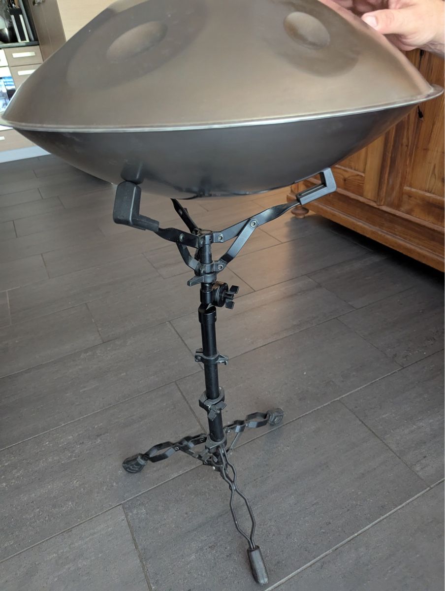 Musikinstrumente: Handpan mit Ständer (Rammerdrum) – Gebraucht aus Chur von astrakan 2
