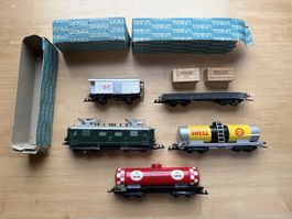 Wesa Modelleisenbahn Lokomotive und diverse Wagen Set
