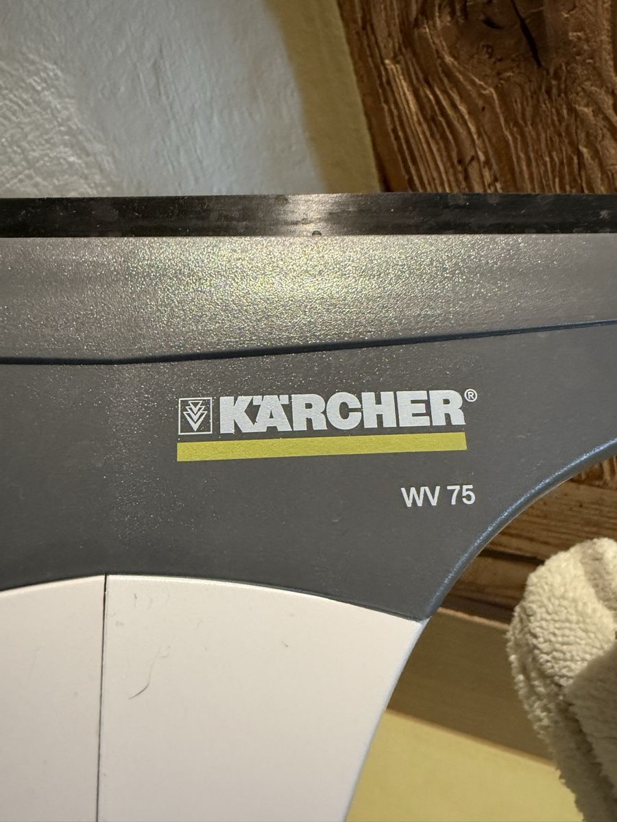 Kärcher Altro per la casa: Kärcher WV 75 Akku-Fenstersauger Set – Usato da Würenlos venduto da Favorit54 3