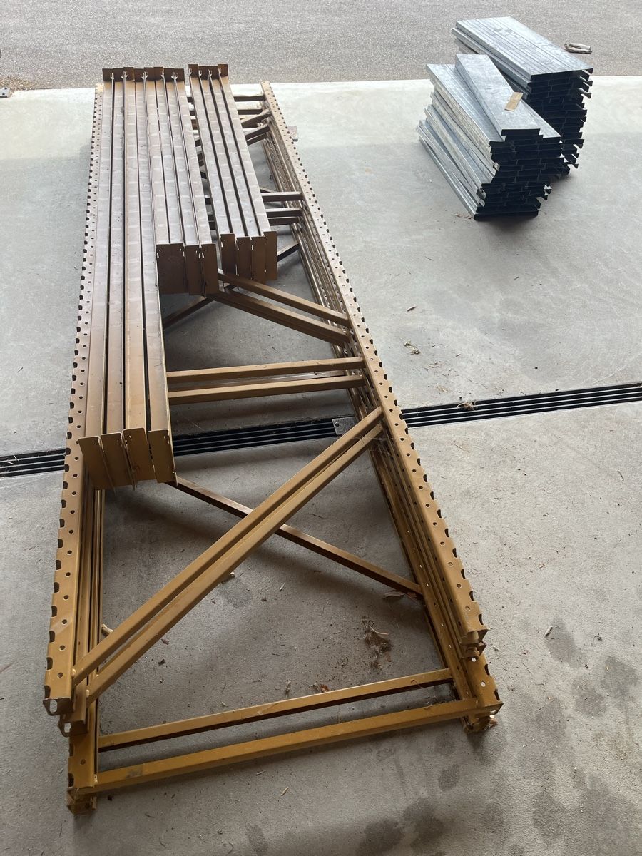 Regale: Rack a palettes, étagère  – Gebraucht aus bercher von lephys75 5