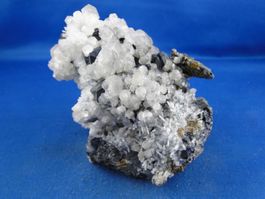 Calcit (UV-Pink) mit Galena und Quarz
