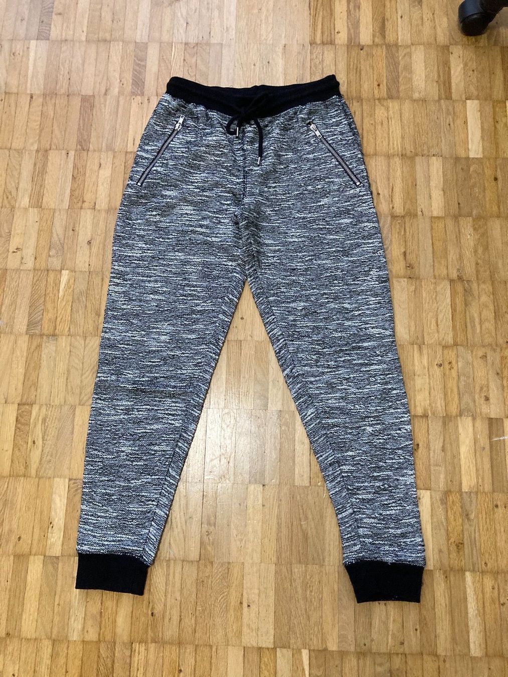Pantalons: Jogginghose Gr. S – D'occasion à Thun par Vans_98