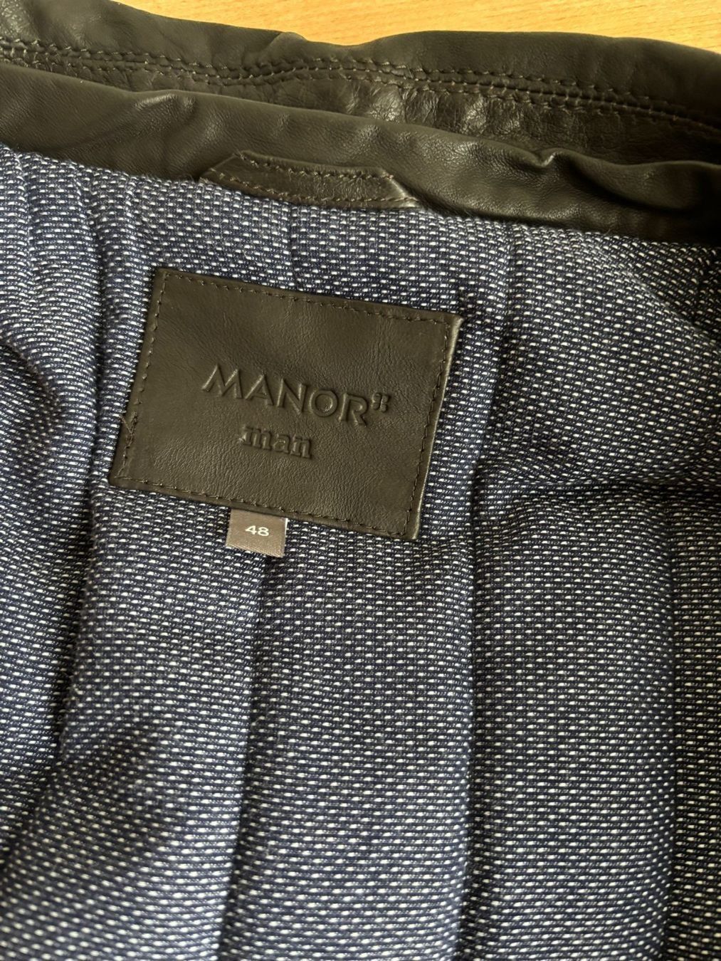 Giacche: Real leather jacket, size M – Usato da Crissier venduto da Chino_20 5
