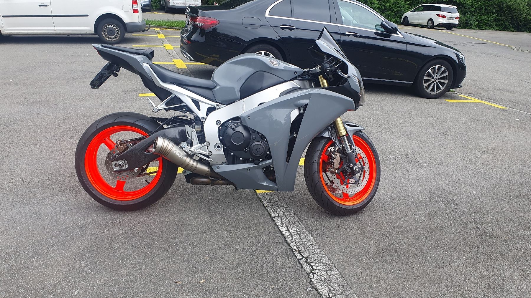 Strada: Honda CBR1000RR – Usato da Emmenbrücke venduto da twindz 4