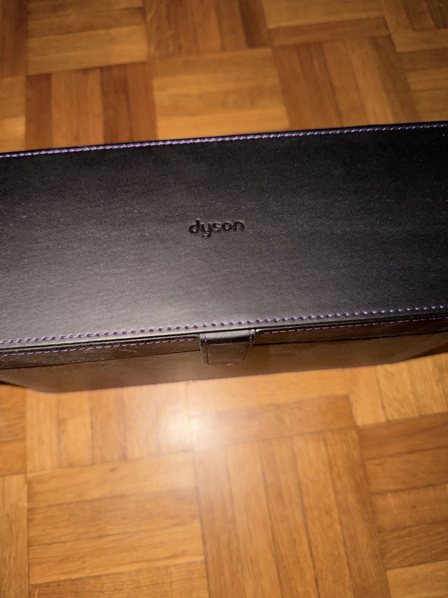Altro in Decorazioni & Accessori: Coffrer de rangement dyson supersonic et embouts – Nuovo (secondo la descrizione) da Carouge GE venduto da vaz_h5dy 1