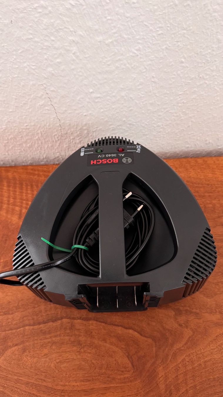 Bosch Caricatori & Batterie: Bosch - AL 3640 CV, Neuwertig – Usato da Luzern venduto da serchon 1