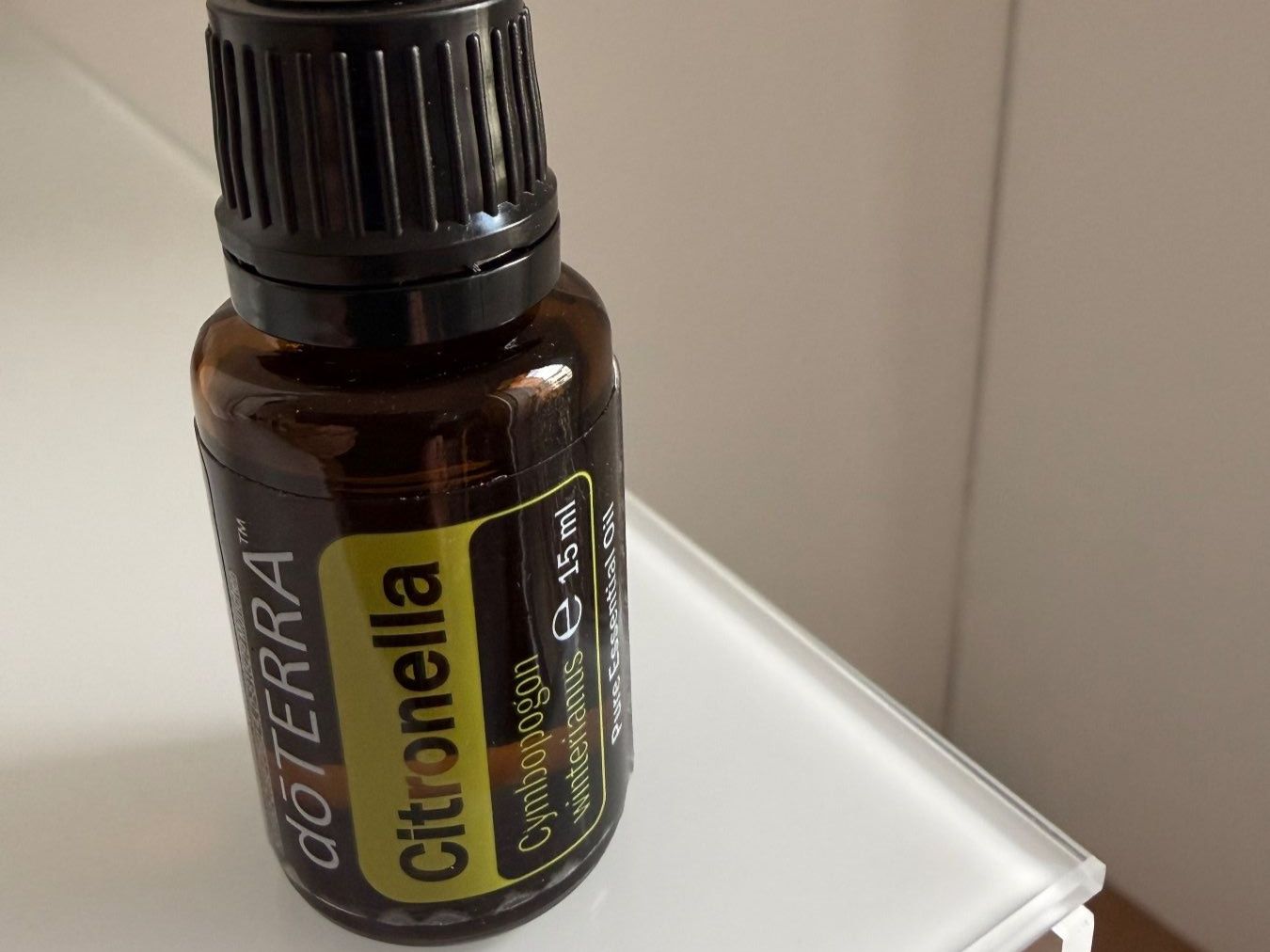 Doterra Oli essenziali: Doterra Öl - Citronella (15 mL) – Nuovo e nell'imballaggio originale da Schwyz venduto da car_6flb