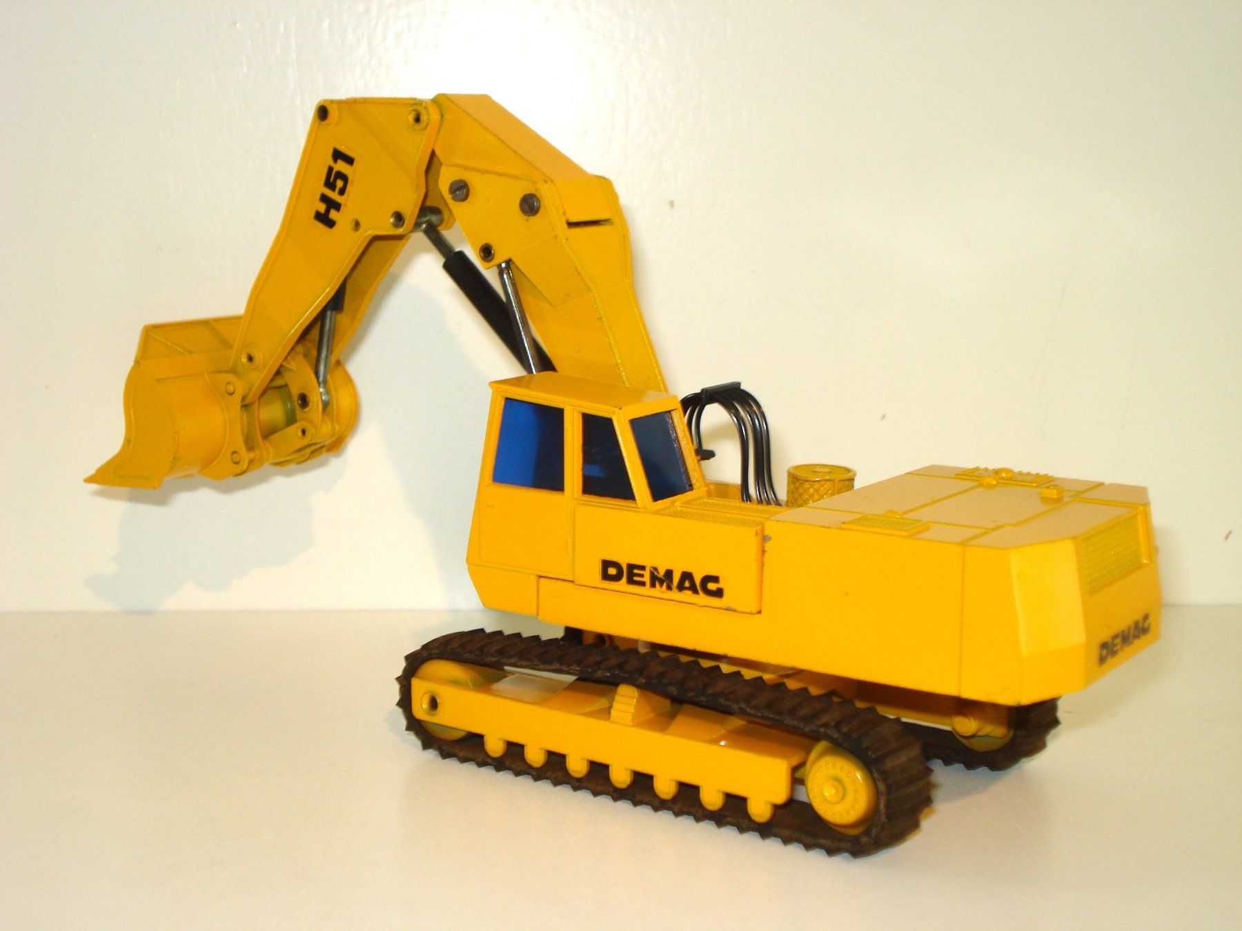 Demag Kit di modellismo & Modellini statici: DEMAG H 51 Raupenbagger – Usato da Mitlödi venduto da worker04 1