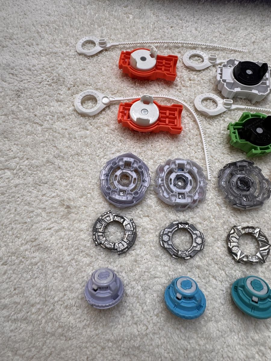 Hasbro Giocattoli: Beyblade set + Arena – Usato da hägglingen venduto da tamayra 4