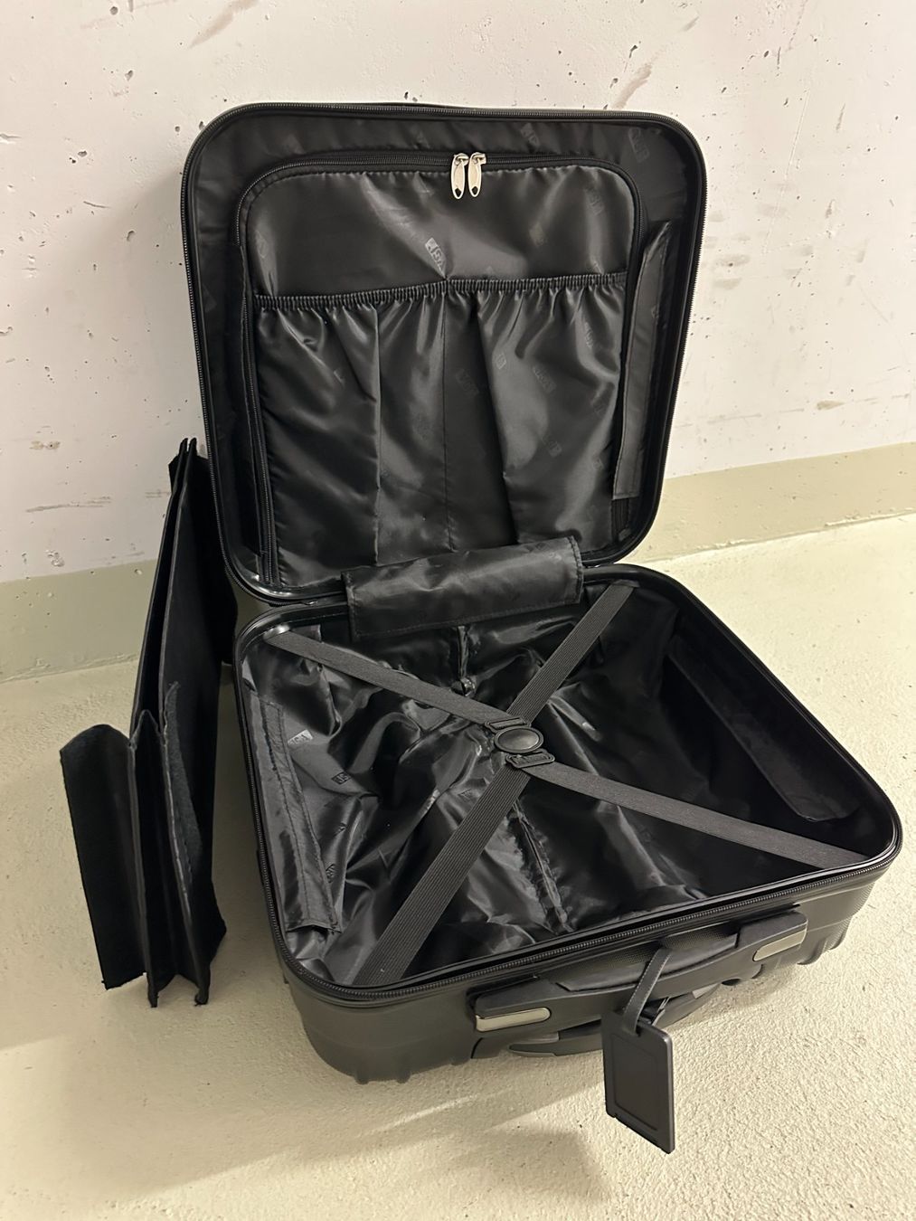 Valigie & Borse: JSA Reise- & Businesstrolley "2 in 1", schwarz – Nuovo (secondo la descrizione) da Zug venduto da Supervamp 5