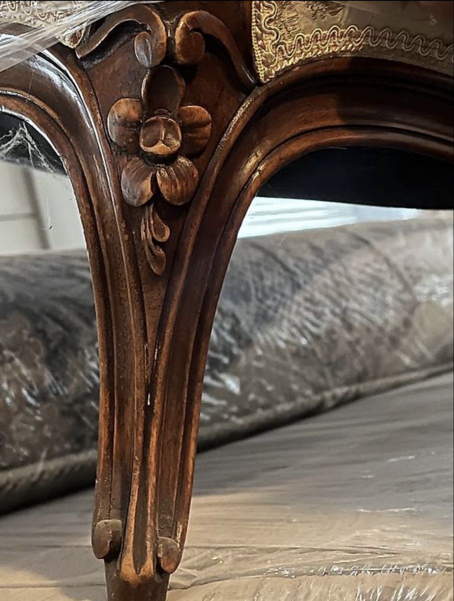 Sessel: Zwei elegante Sessel im klassisches Design – Gebraucht aus Wald ZH von Alma369 3