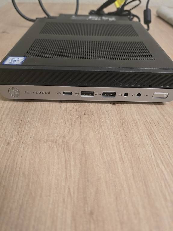 PC: HP  Elitedesk 800 G5.  – Usato da Winterthur venduto da Bole.sd 3