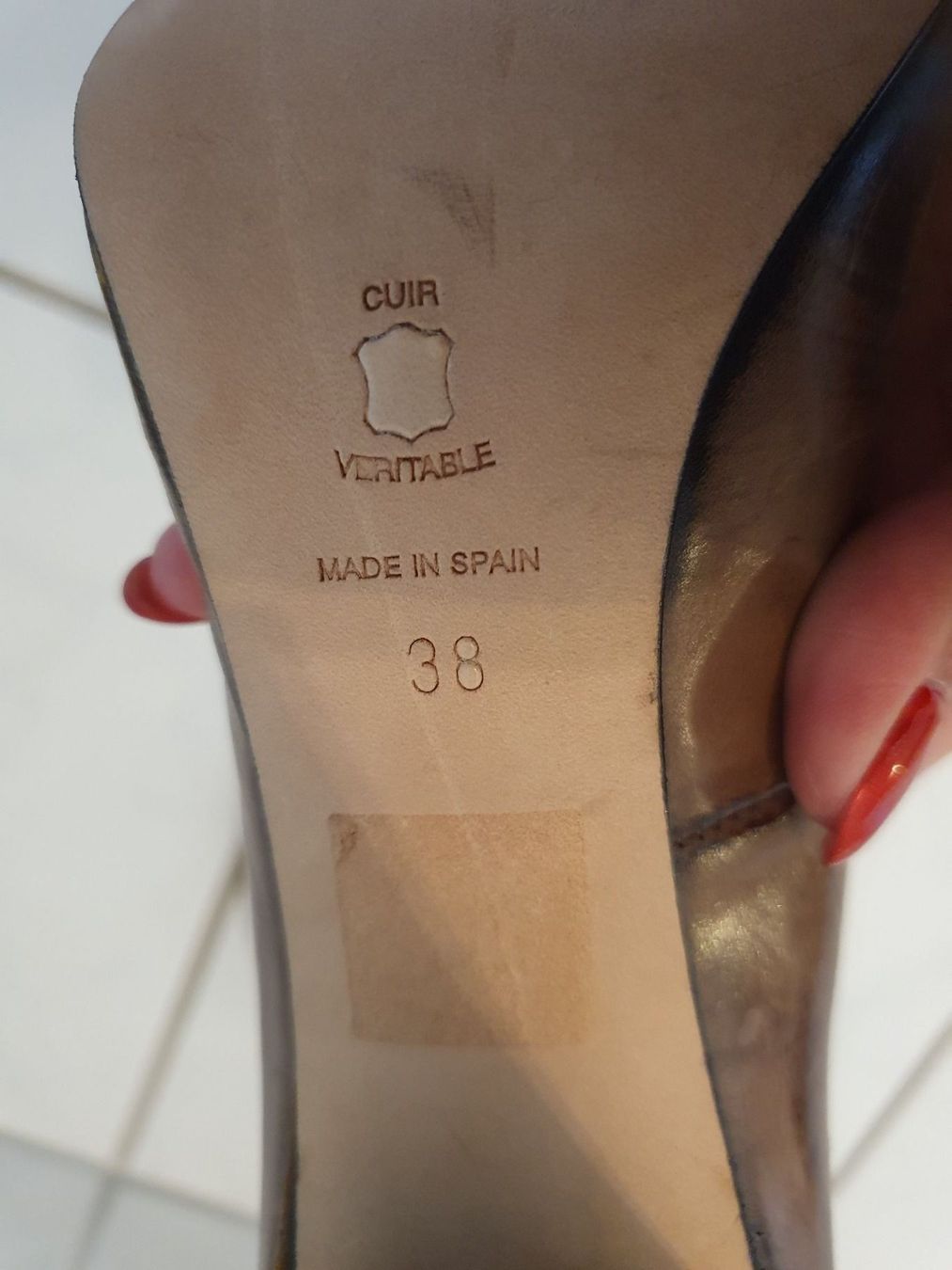 Scarpe da donna: Braune Pumps Grösse 38 Versand oder Abholung – Nuovo e nell'imballaggio originale da Beinwil (Freiamt) venduto da LordS.09 3