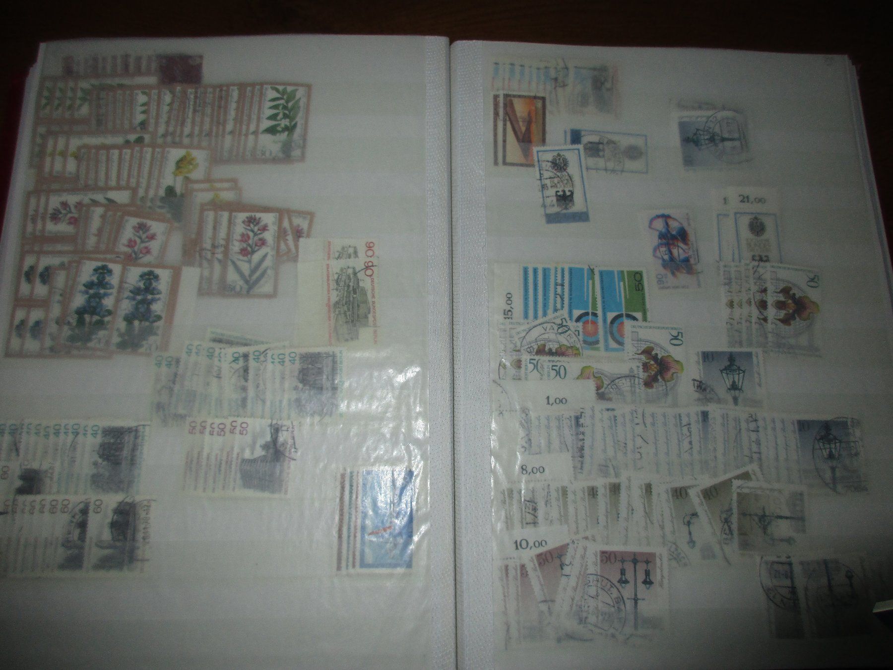 Tous les timbres: ca. 3300 Berlin – D'occasion à Niederwil AG par Cembalo 4